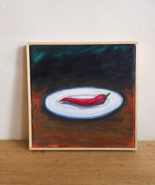 peperoncino sul piatto (chile pepper on plate)
