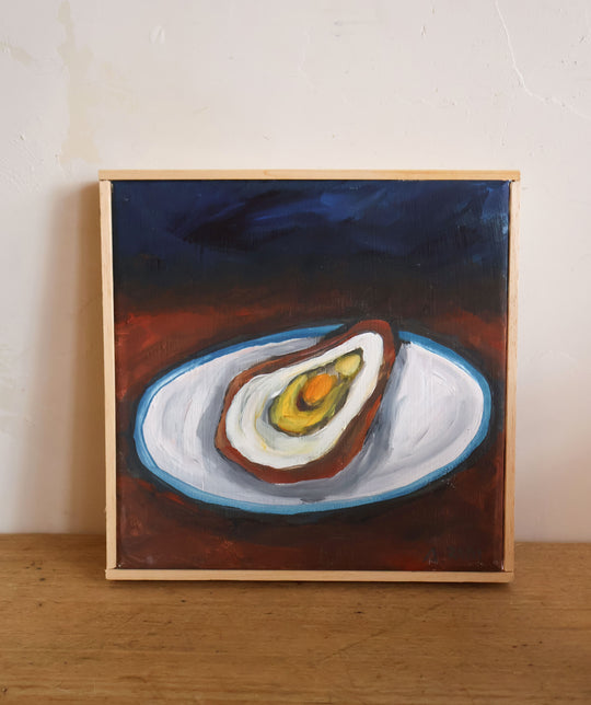 ostrica sul piatto (oyster on plate)