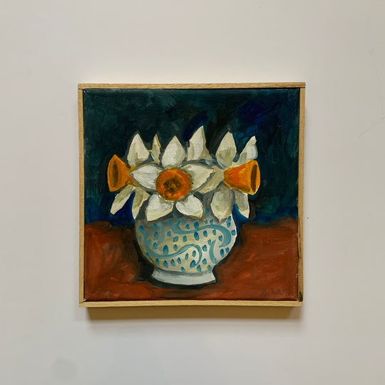 narcisi bianchi in vaso colorato (White Daffodils in colorful vase)